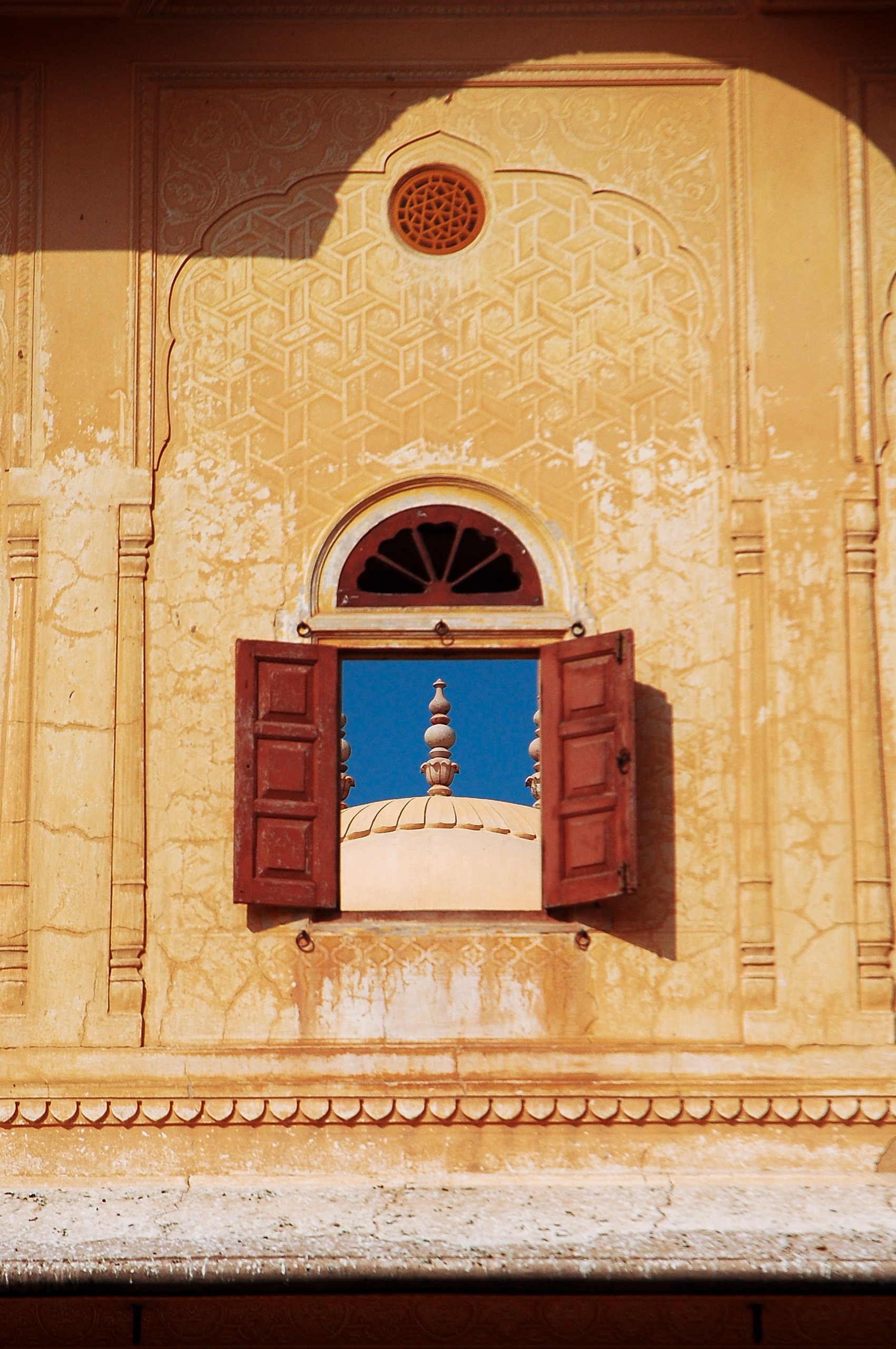 Raiz: India